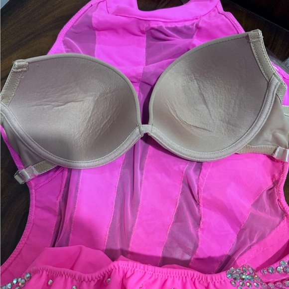 Women's Latin Dance Costume - Great condition - Pink with Swarovski Rhinestones - Picture 5 of 5
